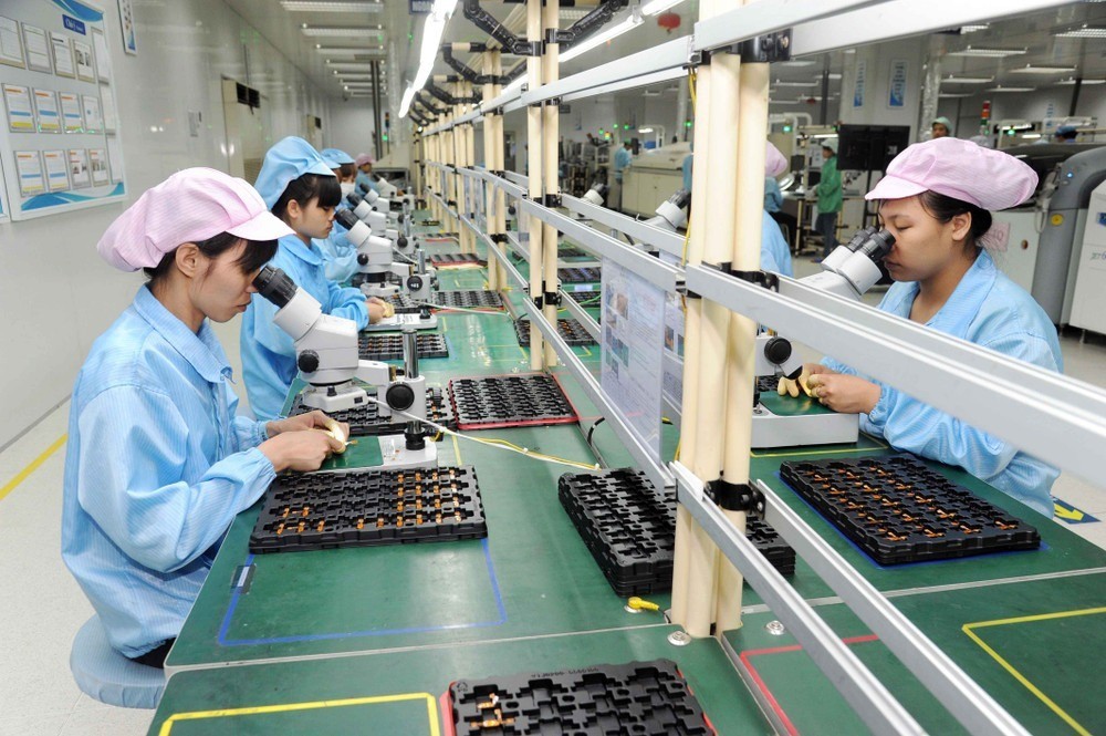 TP.HCM đề xuất gói hỗ trợ tài chính trực tiếp 200 tỉ đồng cho các dự án bán dẫn, công nghệ số và trí tuệ nhân tạo - Ảnh minh họa