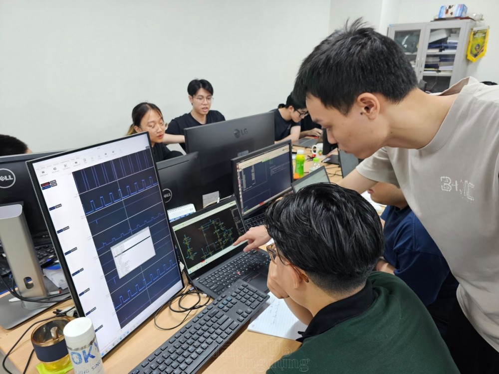 Phòng lab đào tạo Công nghệ cao của Đại học Bách khoa Hà Nội