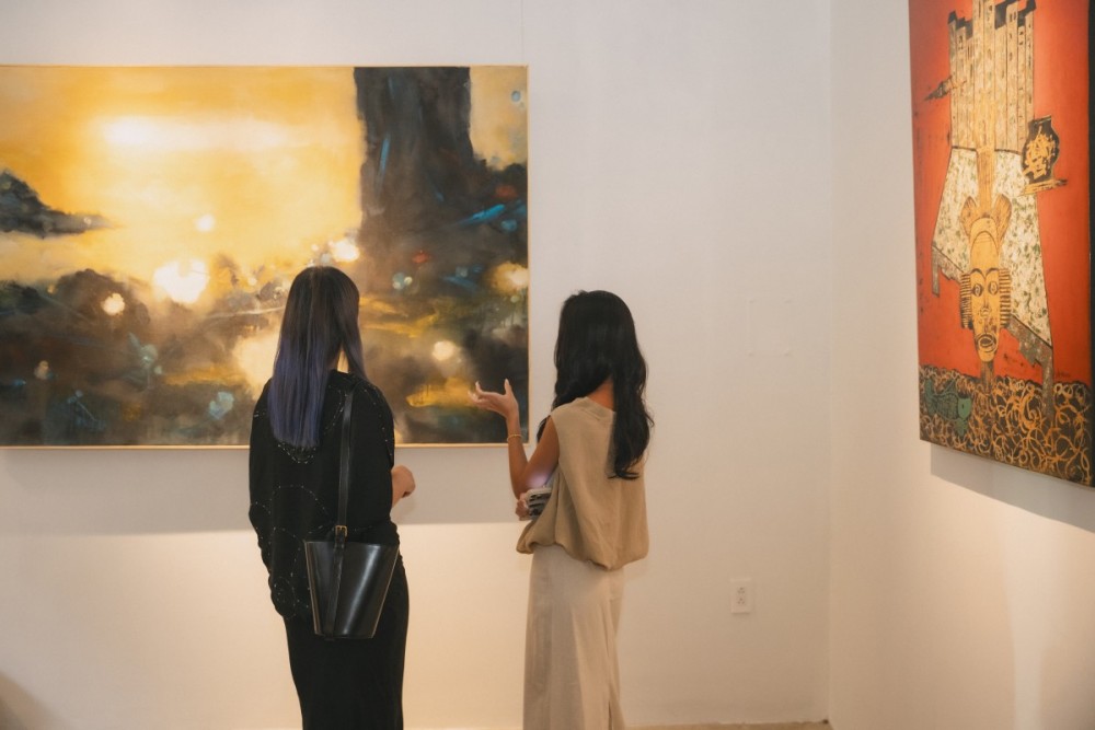 Độc đáo 'Mây qua mơ phố' – Triển lãm cá nhân của họa sĩ Nguyễn Xuân Anh