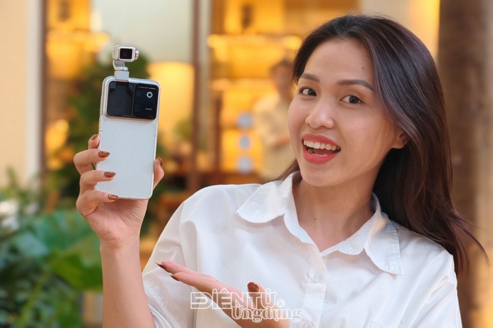 Cận cảnh HONOR Robot Phone, chiếc smartphone hot nhất tuần qua