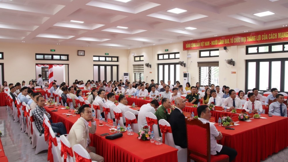 Xã Xuân Mai gặp gỡ 100 doanh nhân, doanh nghiệp tiêu biểu dịp 13/10