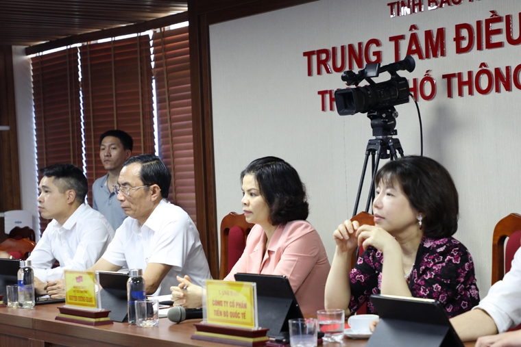 Bắc Ninh: Tập huấn sử dụng các ứng dụng tại TTĐH thành phố thông minh
