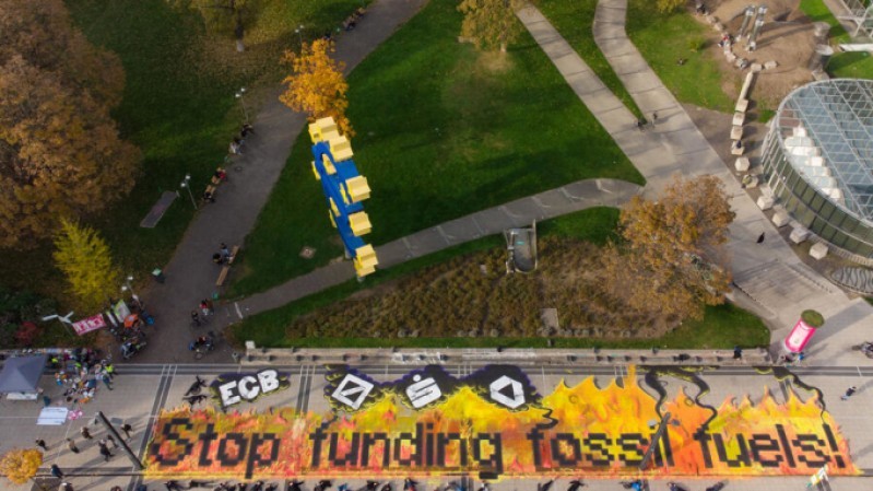 Biểu tình phản đối tài trợ tài chính cho các dự án nhiên liệu hoá thạch ở châu Âu