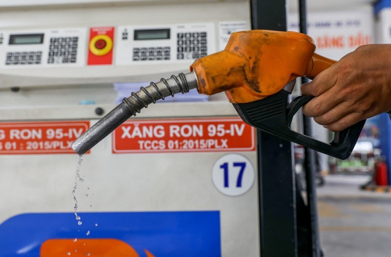Trước ảnh hưởng của lệnh cấm vận mới nhất Mỹ áp đặt với Nga sẽ làm thiếu hụt nghiêm trọng nguồn cung dầu mỏ