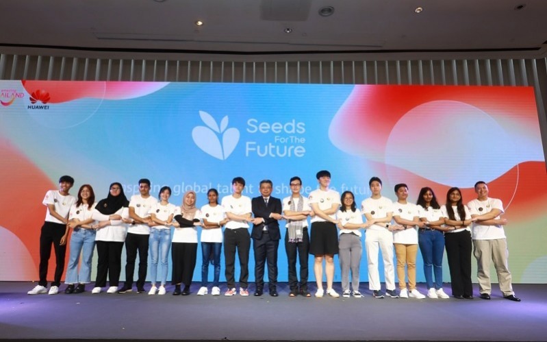 Chương trình "Hạt giống cho Tương lai - Seeds For the Future 2022" trao quyền học tập công nghệ số cho sinh viên Việt Nam