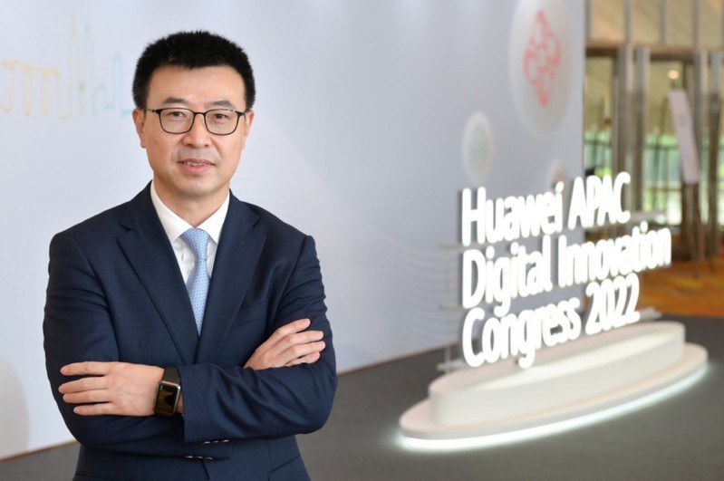 Ông Simon Lin, Chủ tịch Huawei Châu Á - Thái Bình Dương chia sẻ tại Hội nghị