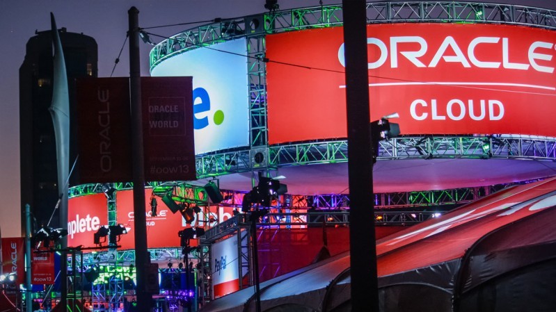 Bản tin cổ phiếu công nghệ 13/12 ghi nhận đà tăng trưởng của Oracle mạnh mẽ nhờ đó mà Larry Ellison gia tăng giá trị tài sản