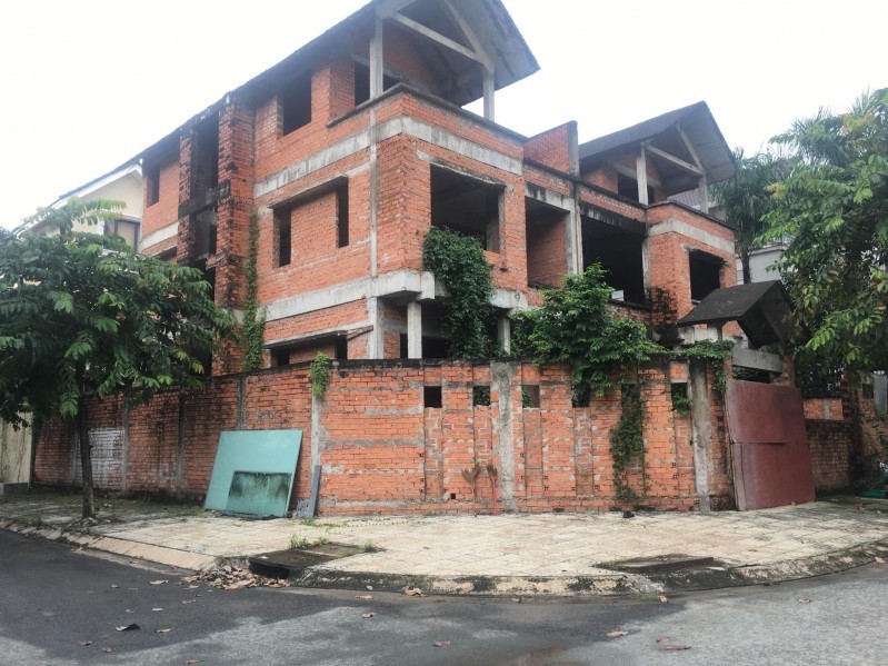 Đề xuất đánh thuế thật cao đối với nhà đất bỏ hoang để hạn chế đầu cơ
