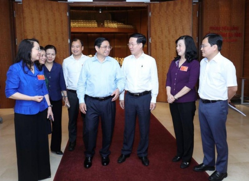 Thủ tướng Phạm Minh Chính, Thường trực Ban Bí thư Võ Văn Thưởng và các đại biểu bên lề Hội nghị