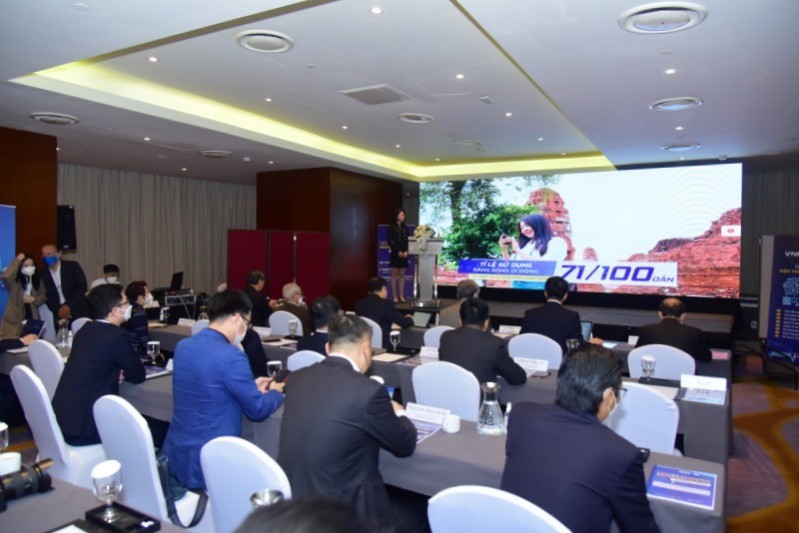 Toàn cảnh Hội thảo World Mobile Broadband & ICT 2022