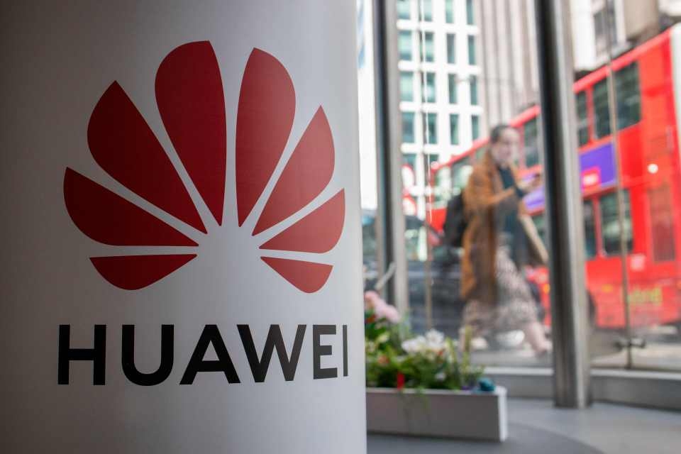 Anh loại bỏ Huawei trong phát triển mạng 5G - Trung Quốc phản ứng thế nào?