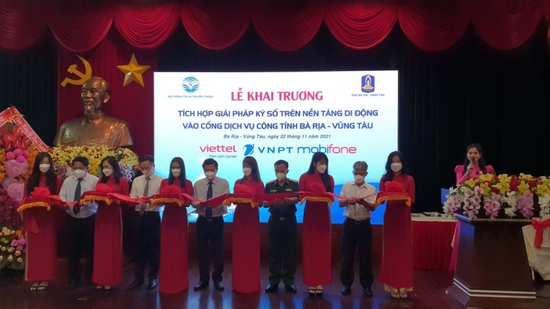 Tích hợp giải pháp chữ ký số trên nền tảng di động đưa Bà Rịa - Vũng Tàu trở thành địa phương đầu tiên trên cả nước giải quyết thủ tục hành chính công trực tuyến