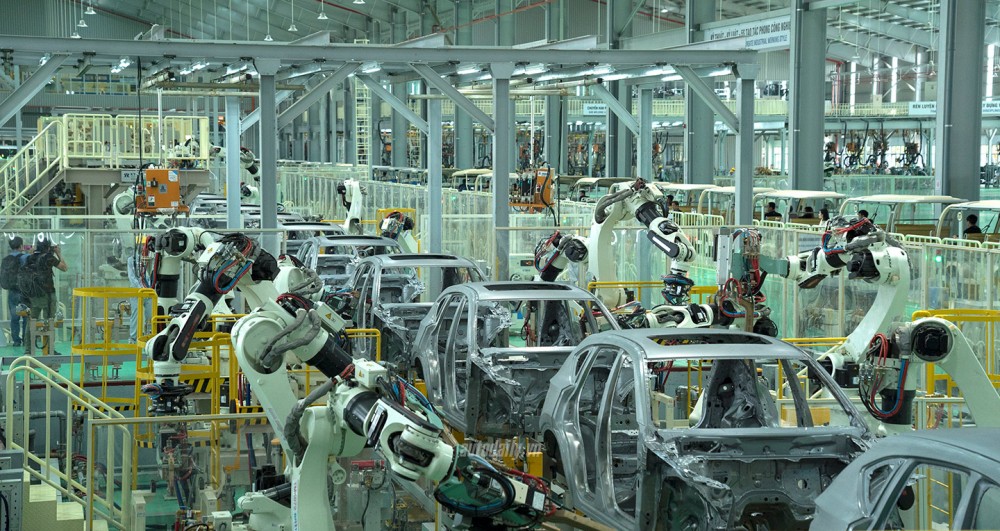Các sản phẩm ô tô được xem là tổng hoà của hàng nghìn chi tiết được sản xuất bởi các nhà chế tạo trong chuỗi cung ứng toàn cầu