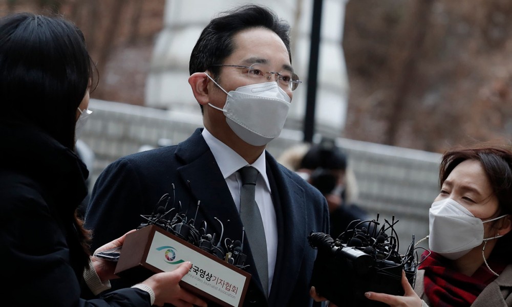 Chủ tịch kế nhiệm Chủ tịch kế nhiệm Lee Jae Yong bị buộc phải thi hành án phạt bằng hình thức ngồi tù sẽ là đòn "chí mạng" đối với Samsung