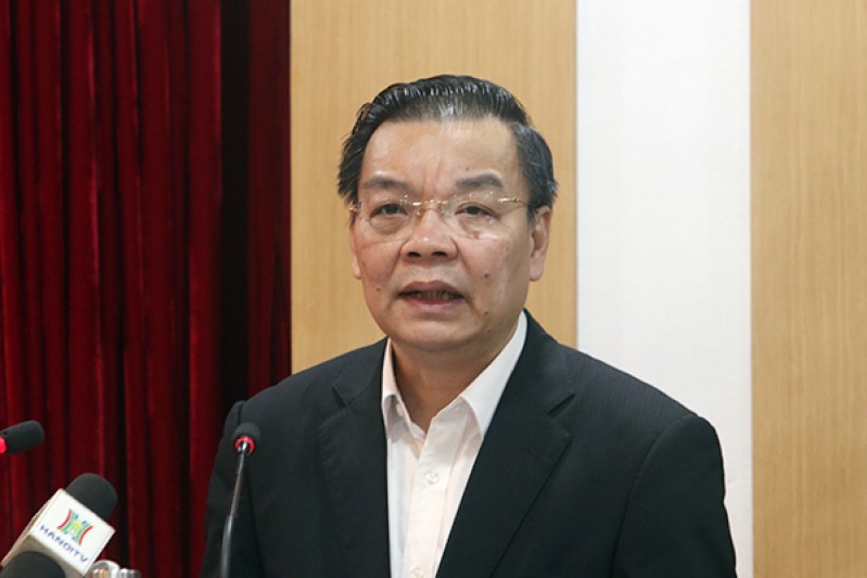 Chủ tịch UBND thành phố Hà Nội trong buổi tiếp xúc cử tri trước kỳ họp thứ 3 của HĐND Thành phố 