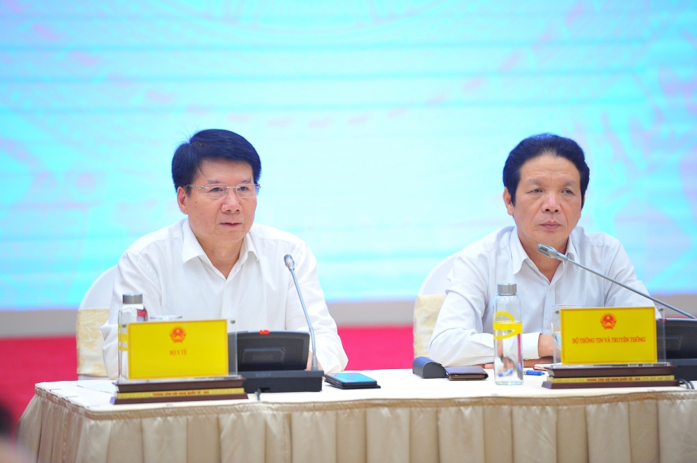Thứ trưởng Bộ Y tế Trương Quốc Cường thông tin về các vấn đề liên quan đến "hộ chiếu vaccine"