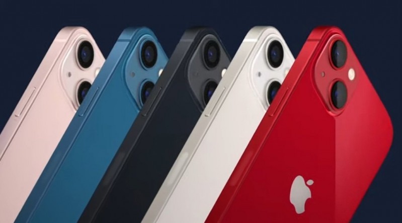 Apple trở lại với thiết kế vuông vức đã từng mang lại thương hiệu cho "táo khuyết" trong giai đoạn được đặt dưới sự điều hành của Steve Job