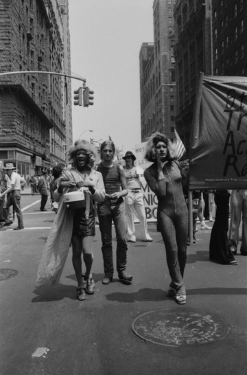 Marsha P. Johnson luôn là một phần không thể thiếu trong các cuộc đấu tranh đòi quyền tự do cho người đồng tính Marsha P. Johnson luôn là một phần không thể thiếu trong các cuộc đấu tranh đòi quyền tự do cho người đồng tính