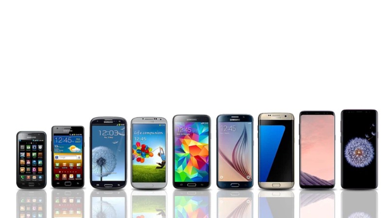 Những thay đổi về màn hình được thấy rõ qua 10 năm phát triển của các thiết bị Samsung