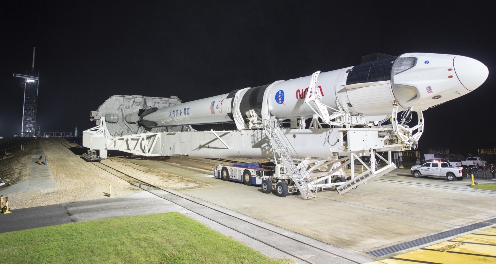 Tàu vũ trụ Crew Dragon phiên bản nâng cấp được phóng vào vũ trụ bằng tên lửa đẩy SpaceX Falcon9