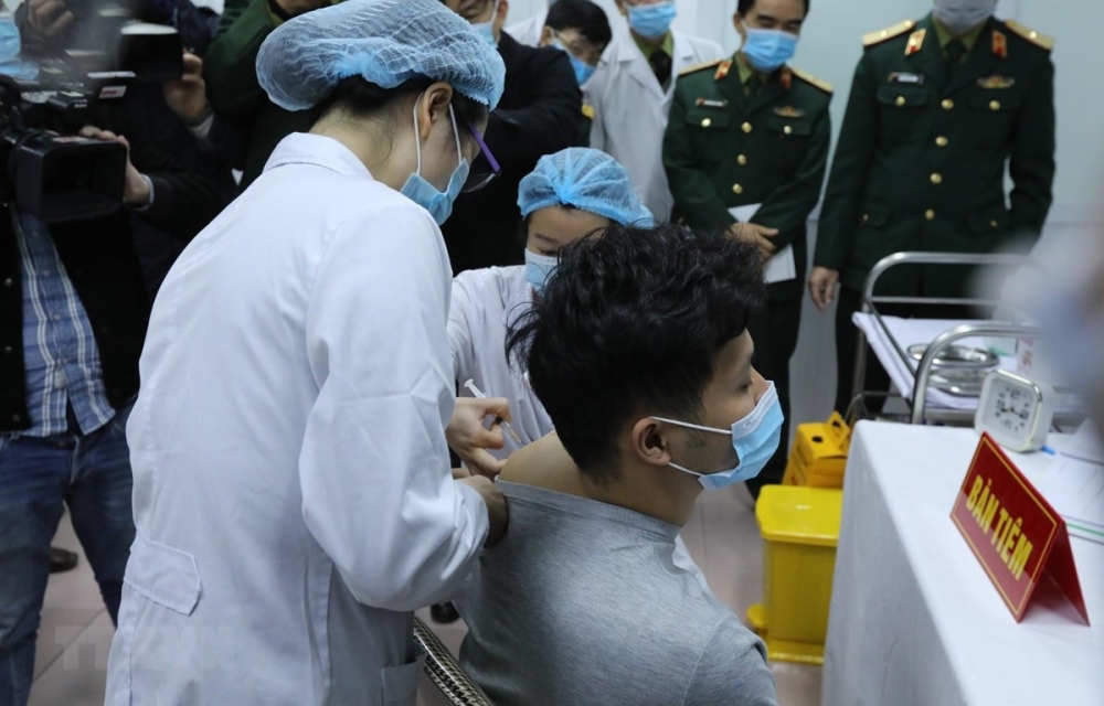 Vắc-xin Việt Nam tự sản xuất đang ở trong những bước thử nghiệm cuối cùng trước khi xin cấp phép