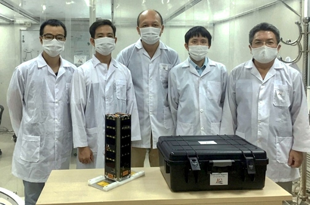 Vệ tinh "Made in Vietnam" NanoDragon đã được các nhà khoa học vũ trụ tại Uchinoura khẳng định an toàn để có thể bay vào quỹ đạo