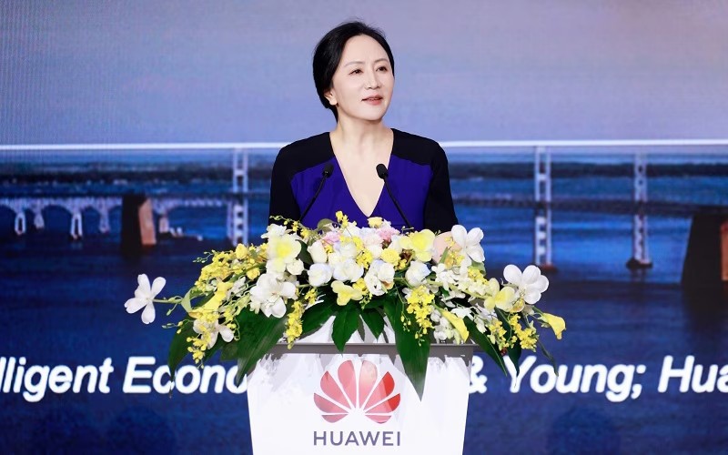 Bà Mạnh Vãn Chu - Phó Chủ tịch, kiêm Chủ tịch Luân phiên mới, Giám đốc Tài chính của Huawei phát biểu tại sự kiện HAS 2023.