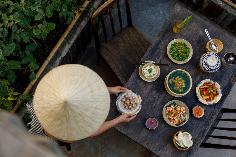 nhà hàng tiêu chuẩn Michelin, Rice Field, ẩm thực việt