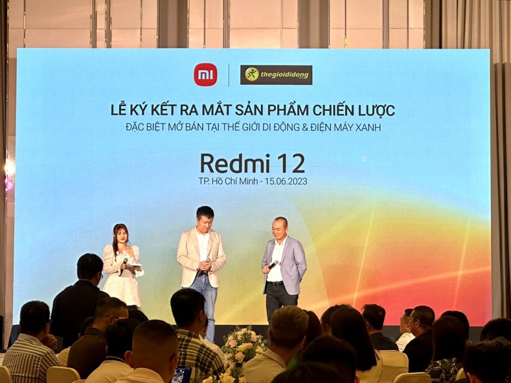 Redmi 12 sẽ được bán duy nhất tại hệ thống cửa hàng Thế Giới Di Động và Điện Máy Xanh
