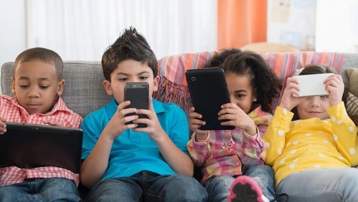 Florida cân nhắc cấm trẻ em dưới 16 tuổi sử dụng mạng xã hội