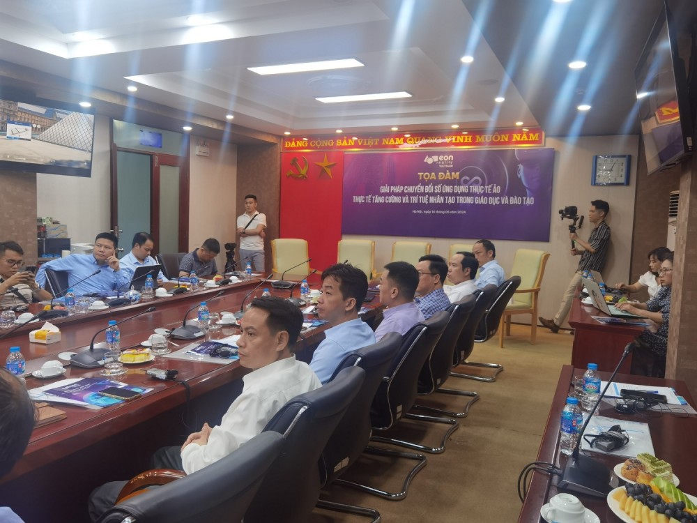 GIẢI PHÁP CHUYỂN ĐỔI SỐ ỨNG DỤNG THỰC TẾ ẢO, THỰC TẾ TĂNG CƯỜNG VÀ TRÍ TUỆ NHÂN TẠO TRONG GIÁO DỤC & ĐÀO TẠO
