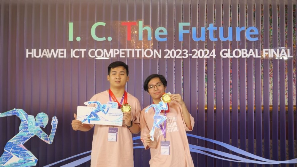 Đội Việt Nam giành giải Ba tại Cuộc thi Huawei ICT Competition 2023 - 2024
