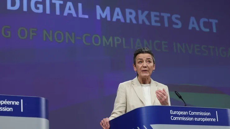 Apple đối mặt với các vấn đề 'rất nghiêm trọng' theo quy định kỹ thuật số của EU