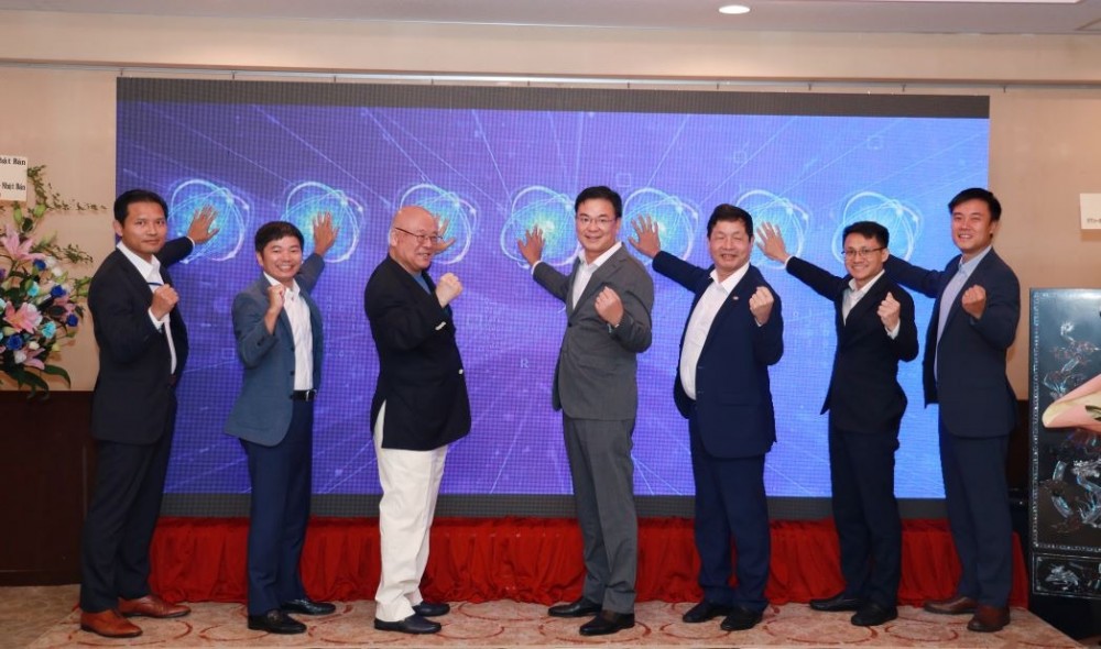Đây sẽ là cầu nối chiến lược giữa hai quốc gia, đồng thời Hiệp hội chuyển đổi số Việt Nam - Nhật Bản cũng đánh dấu một cột mốc quan trọng trong việc thúc đẩy hợp tác lĩnh vực công nghệ số giữa Việt Nam và Nhật Bản, cũng như đóng góp vào sự phát triển kinh tế hai quốc gia.