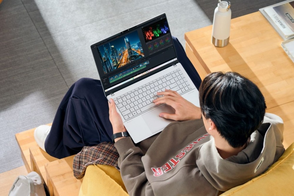 Trên tay Vivobook S 15 (S5507) mẫu laptop đạt chuẩn Copilot+ PC đầu tiên của ASUS 