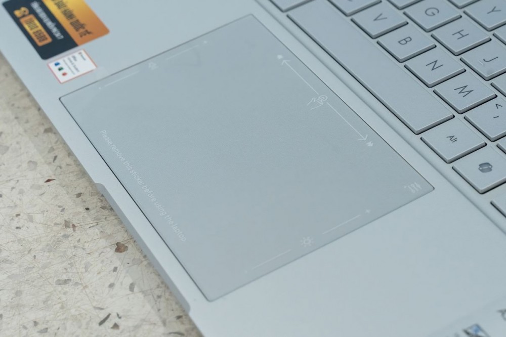 Trên tay Vivobook S 15 (S5507) mẫu laptop đạt chuẩn Copilot+ PC đầu tiên của ASUS 