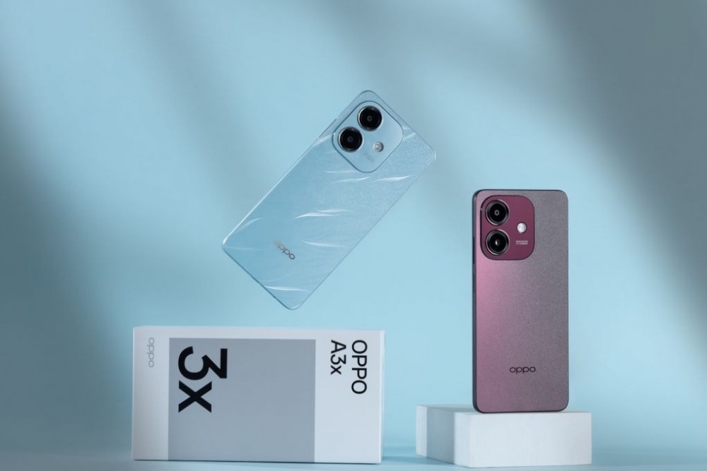 OPPO A3x là Đỏ Tinh Vân và Xanh Đại Dương. 