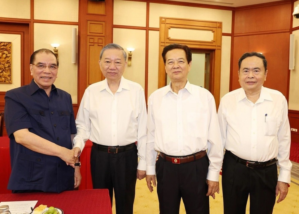Tổng Bí thư, Chủ tịch nước Tô Lâm chủ trì gặp mặt các lãnh đạo, nguyên lãnh đạo Đảng, Nhà nước