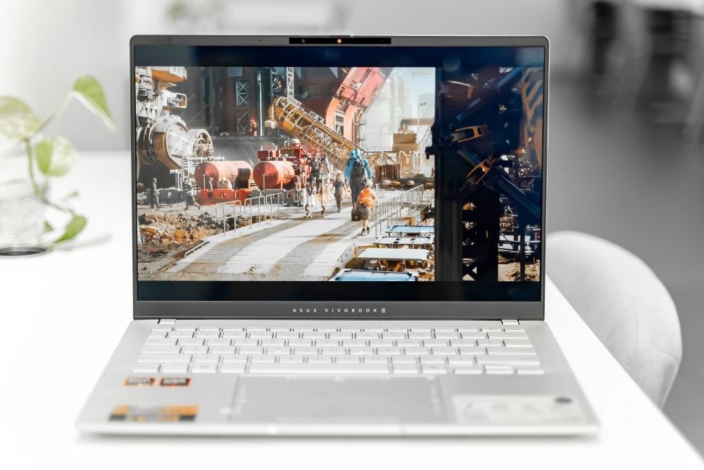 Cận cảnh ASUS Vivobook S 14 (M5406):
