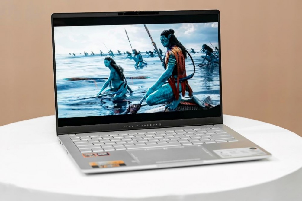 Cận cảnh ASUS Vivobook S 14 (M5406):
