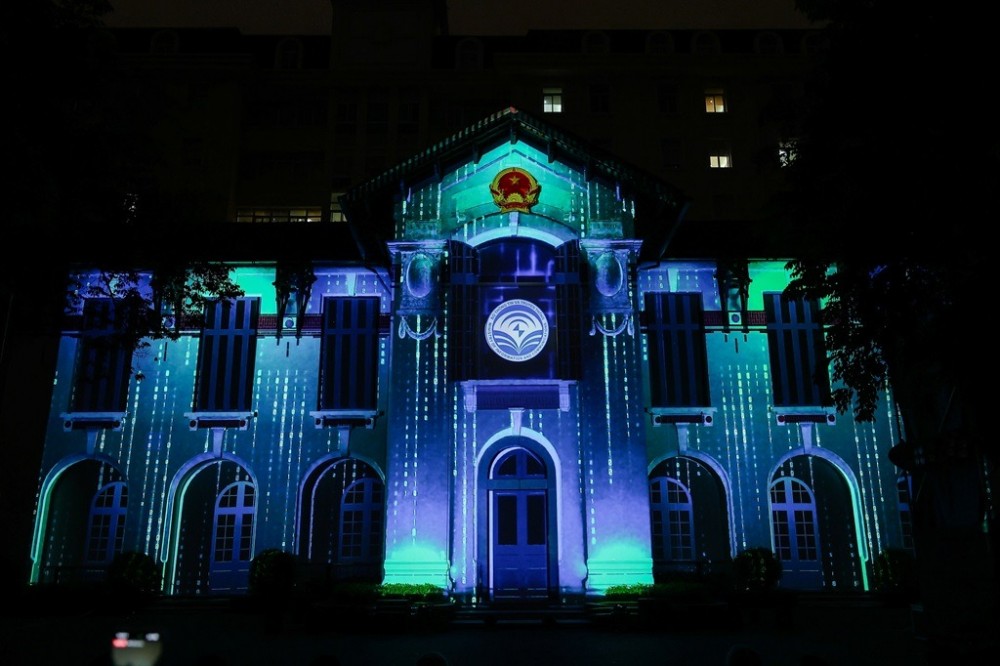 Công nghệ 3D mapping, 79 năm lịch sử ngành TT&TT