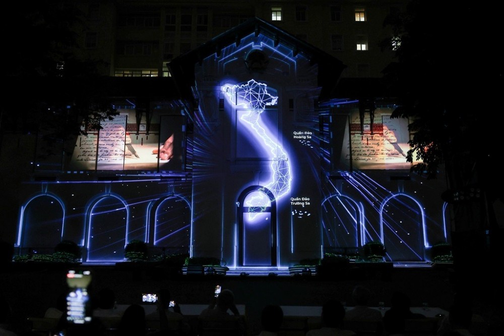 Công nghệ 3D mapping, 79 năm lịch sử ngành TT&TT