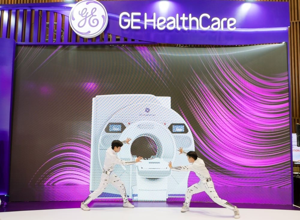 Tại Hội nghị khoa học thường niên lần thứ 25 của Hội Điện quang và Y học hạt nhân Việt Nam, GE HealthCare đã mang đến rất nhiều giải pháp chăm sóc sức khỏe toàn diện.