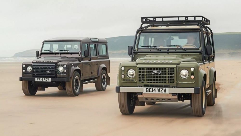 Land Rover hồi sinh Defender V8 cổ điển