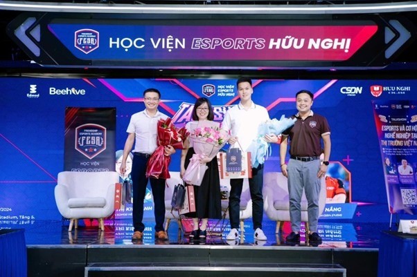 Buổi Talkshow do Học viện Esports Hữu Nghị tổ chức tại OEG Stadium Hà Nội