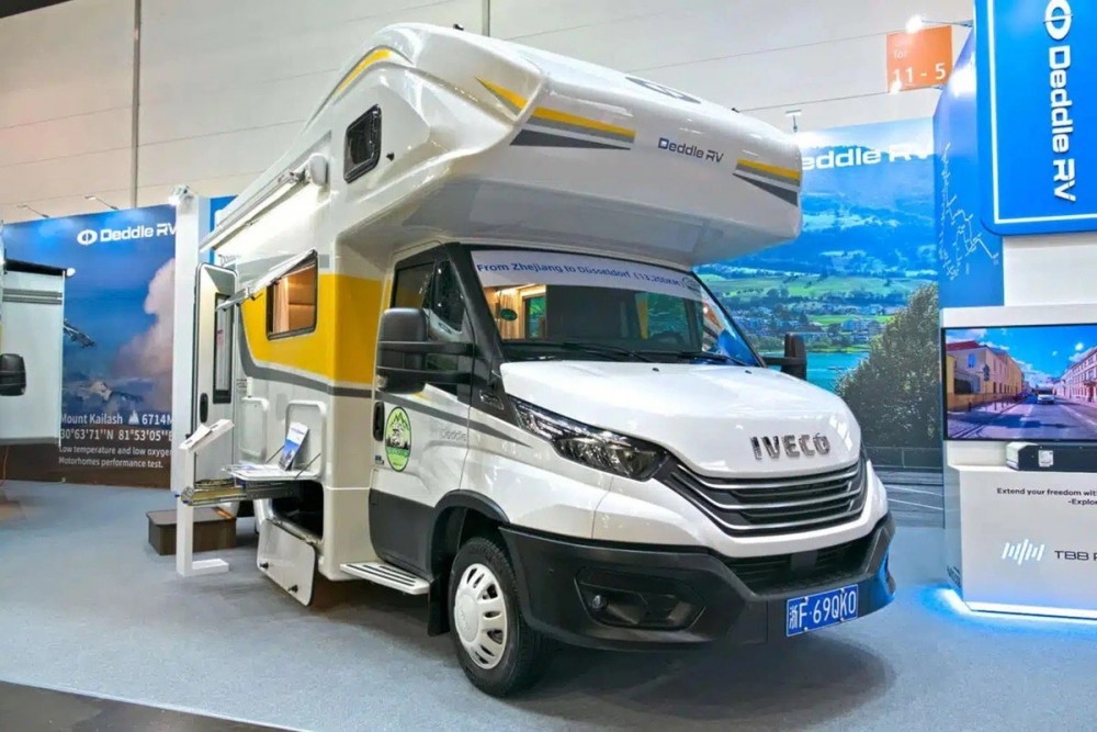 Motorhome mẫu mới thu hút sự chú ý lớn tại Đức