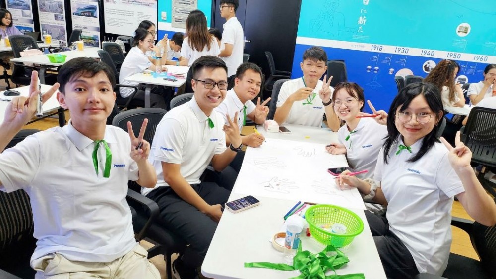 Với hơn 850 hồ sơ đăng ký từ sinh viên của hơn 100 trường đại học trên cả nước, đây là số lượng hồ sơ nhiều nhất được đăng ký trong một năm, trong hành trình 21 năm của chương trình tại Việt Nam.