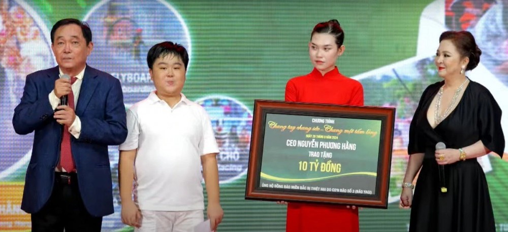Bà Phương Hằng tuyên bố vĩnh viễn không livestream