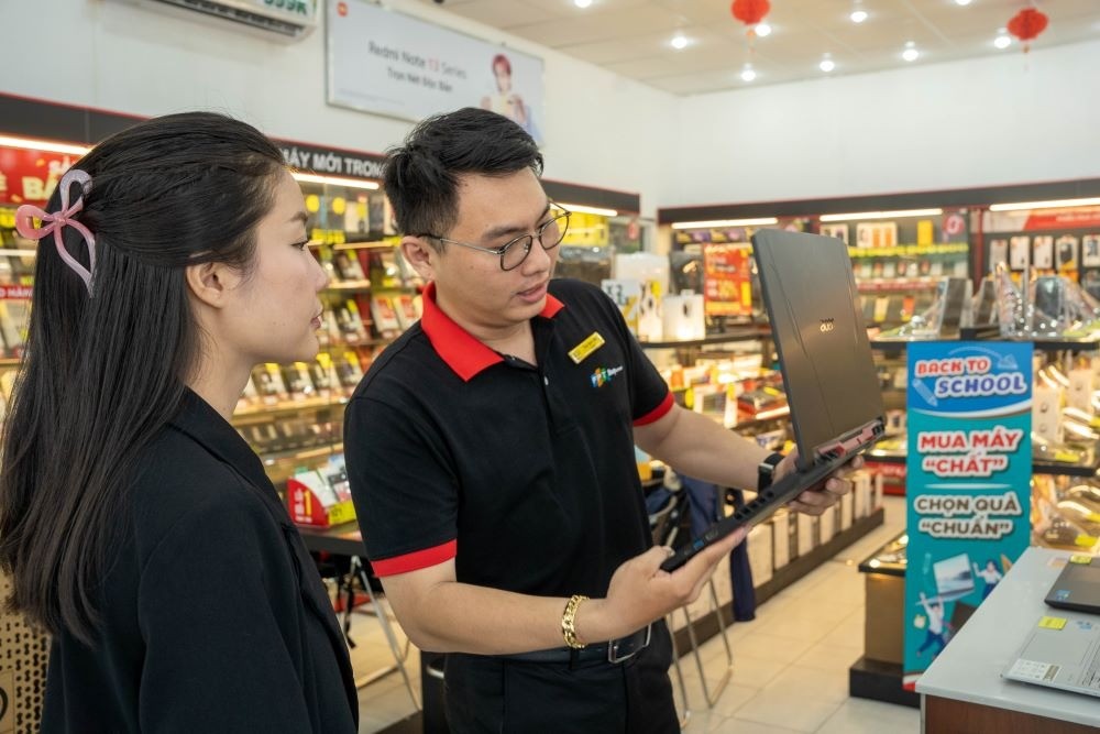 Đây là chương trình tri ân nhằm hỗ trợ, tạo điều kiện cho quý thầy cô trên toàn quốc dễ dàng sở hữu những chiếc laptop chất lượng, góp phần nâng cao hiệu quả giảng dạy trong năm học mới.