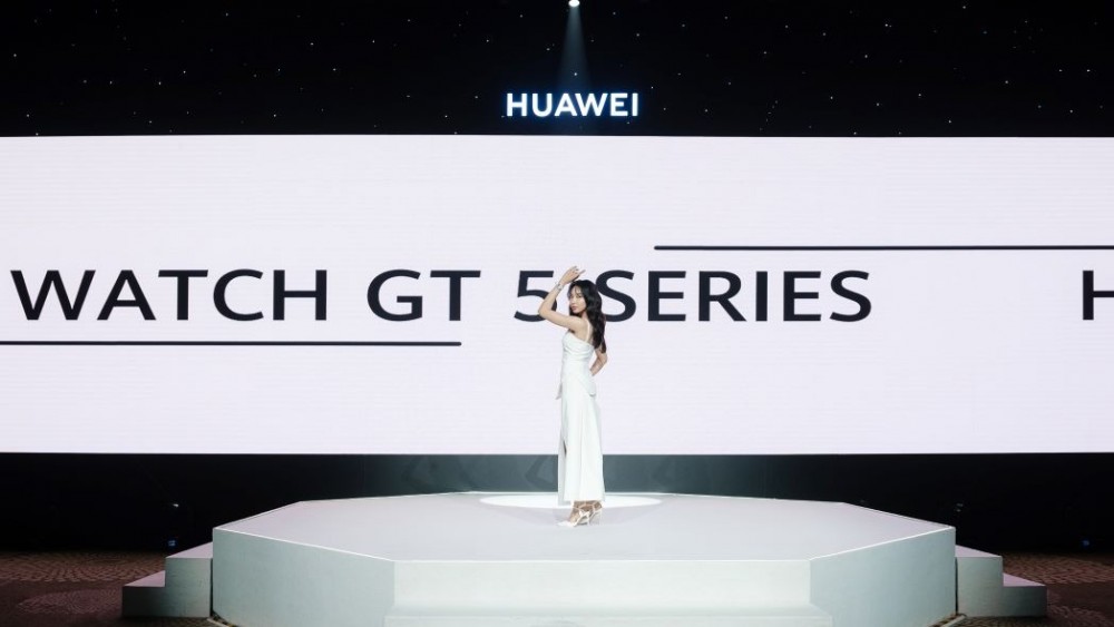 Sau khi có màn ra mắt đầy ấn tượng tại thị trường thế giới và khu vực châu Á, Huawei đã chính thức ra mắt loạt đồng hồ thông minh HUAWEI WATCH GT 5 Series.
